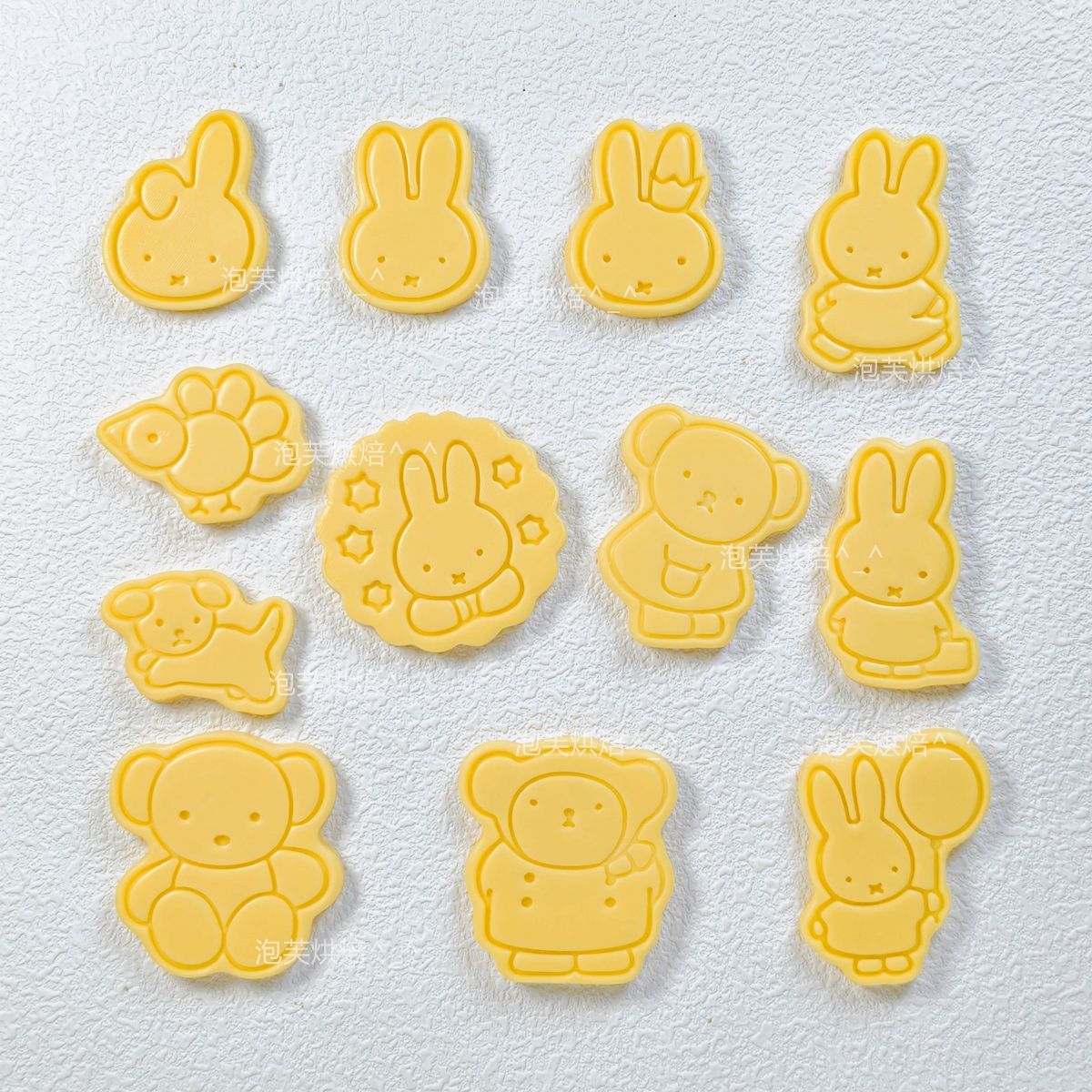 Kitchen Appliances For Baking - Cute 3D Press Cookie Mold with