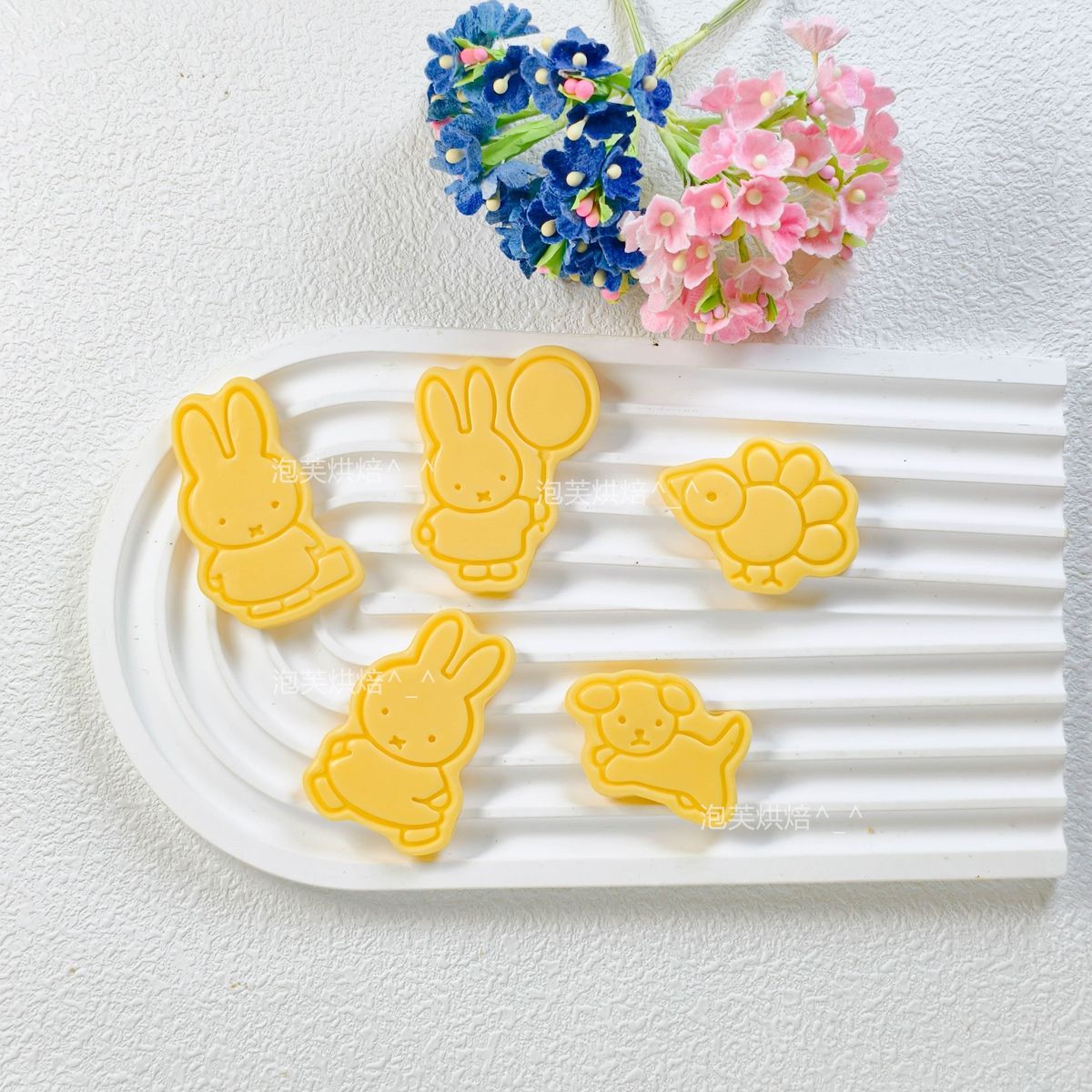 Cute 3D Press Cookie Mold with - Kitchen Appliances For Baking 评论和价格