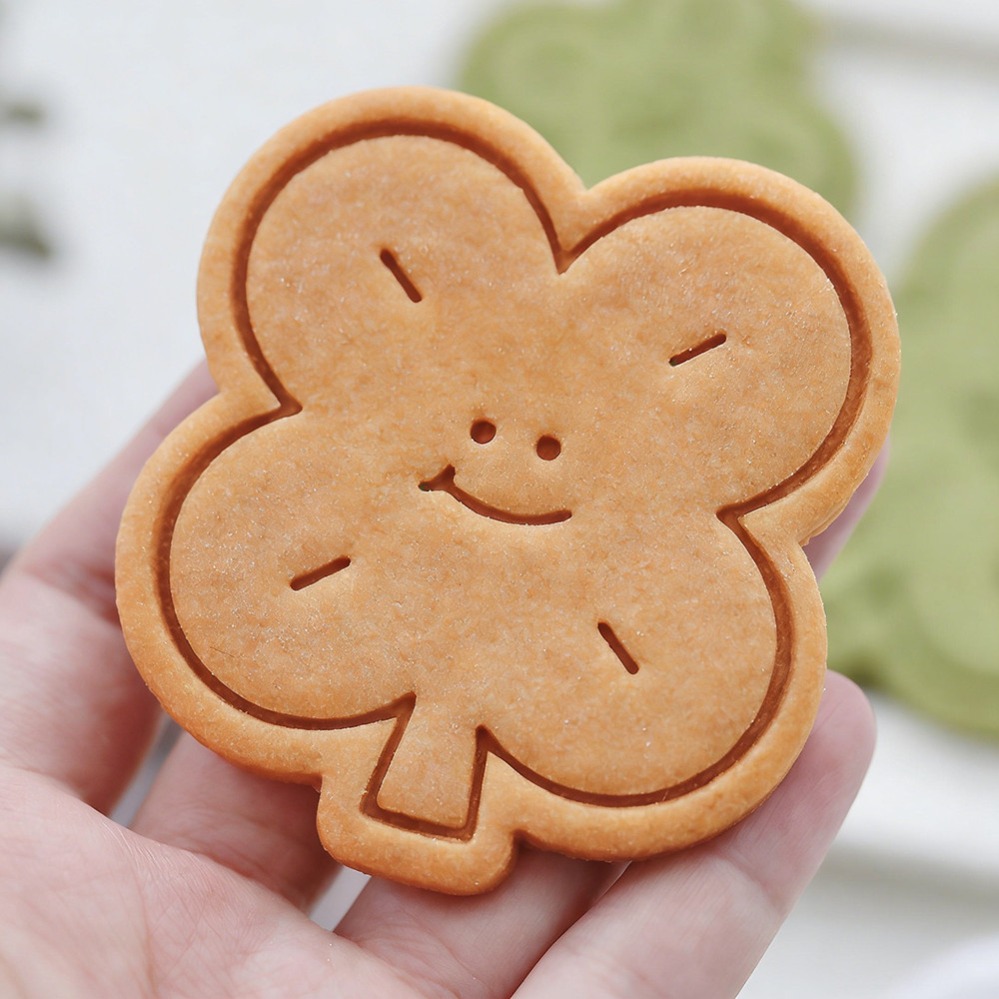 Lucky Four-Leaf Clover Cookie  - Kitchen Appliances For Baking 评论和价格