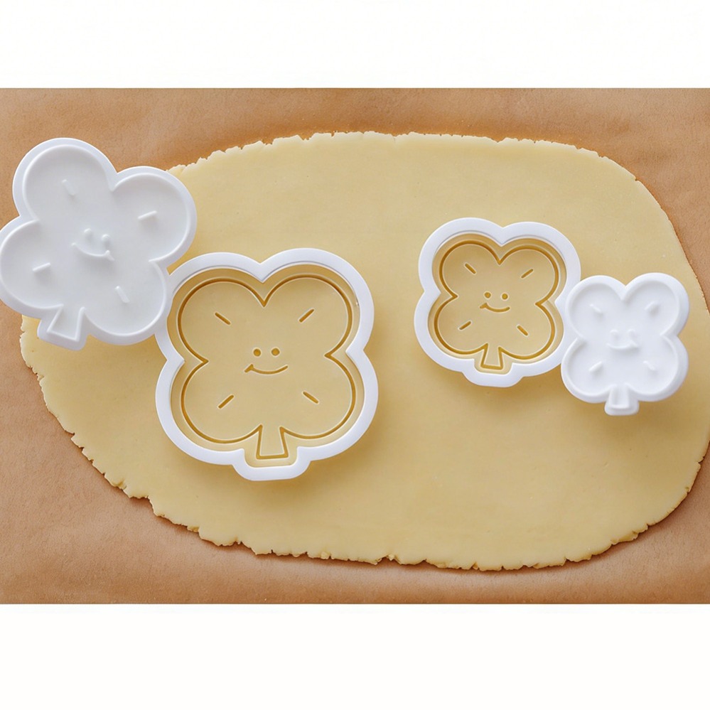 Lucky Four-Leaf Clover Cookie  - Kitchen Appliances For Baking 评论和价格